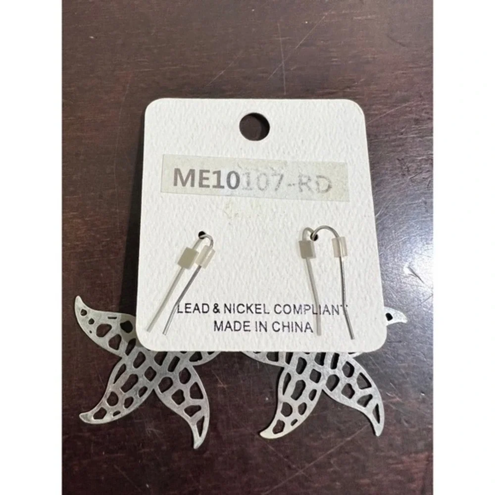 Starfish Earrings Cutout Silver Tone Statement‎ Earrings Beachy Jewelry